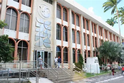 Assembleia Legislativa da Paraíba leva sessão ordinária a Campina Grande durante programação da semana
