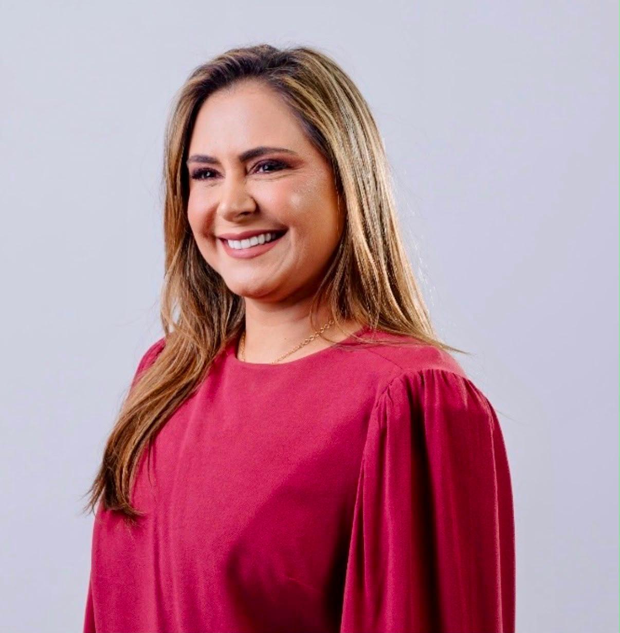 ESCLARECIMENTO À SOCIEDADE PARAIBANA - Wiviane Paiva (PSB)